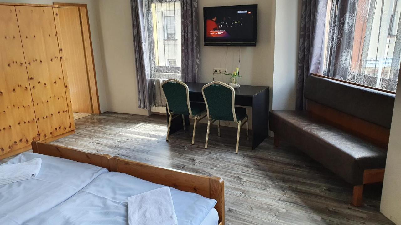 דילינגן אן דר סאר Stay2Night Hotel מראה חיצוני תמונה