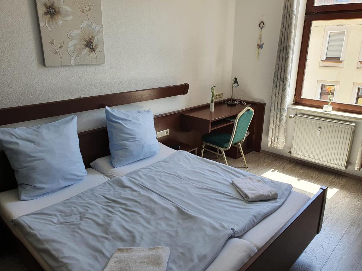 דילינגן אן דר סאר Stay2Night Hotel מראה חיצוני תמונה